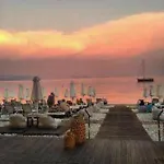 Emilios Seaviewescape Apartamento Barbati